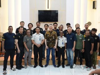 Rutan Medaeng Hadirkan Pastor Philip Mantofa, Warga Binaan Menangis Haru Termotivasi