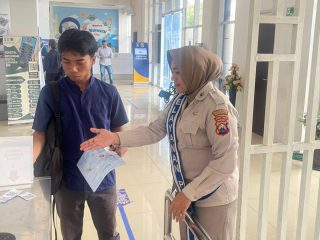 AKP Tri Arda Meidiansyah, S.TR.K, Sik : Pentingnya Budaya 3S dan Pengenal Selempang Pelayanan di Satpas SIM Colombo