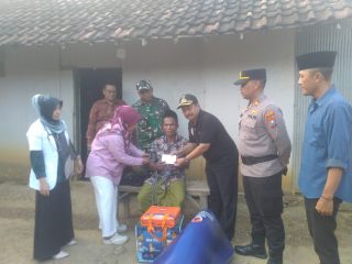Peduli Warga Kurang Mampu, Bupati Sampang Tinjau Langsung Rumah Tak Layak Huni di Dusun Sorak