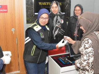 Cegah Peredaran Narkoba,Tim Gabungan Polres Bondowoso Razia THM dan Tes Urine Pengunjung