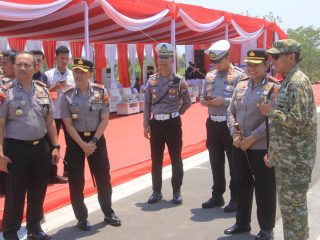 Kapolres Probolinggo Hadiri Uji Coba Landing dan Take Off Pesawat Tempur TNI AU di Tol Paspro